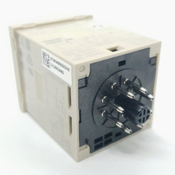 Omron H3CR-A8 Timer 2